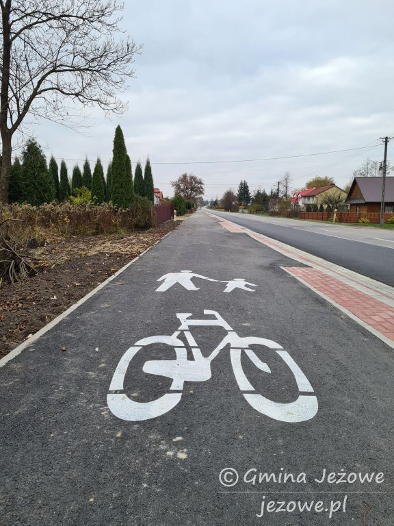 Ścieżka pieszo – rowerowa przy drodze wojewódzkiej nr 861 odebrana