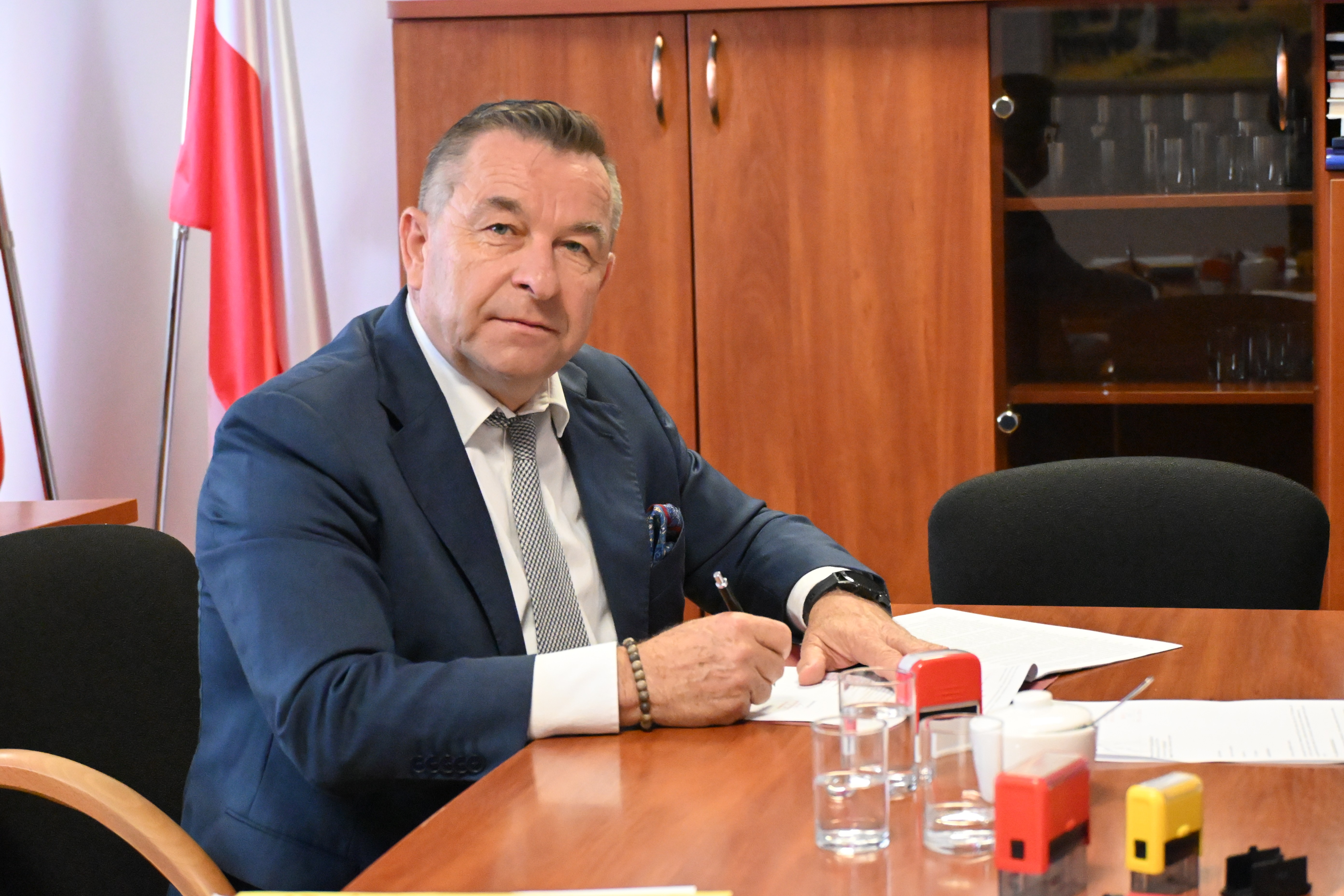 Podpisano umowę na modernizację drogi dojazdowej do gruntów rolnych w Jeżowem